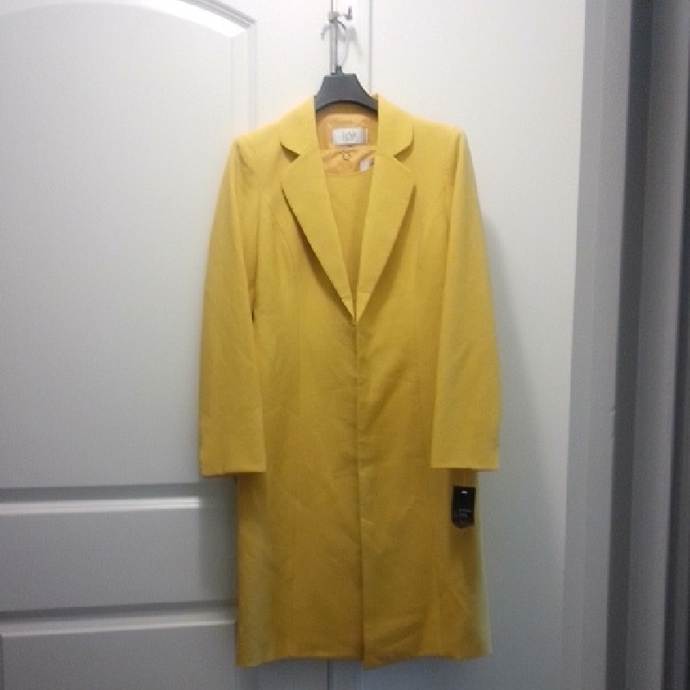 NWT two piece suit dress with jacket